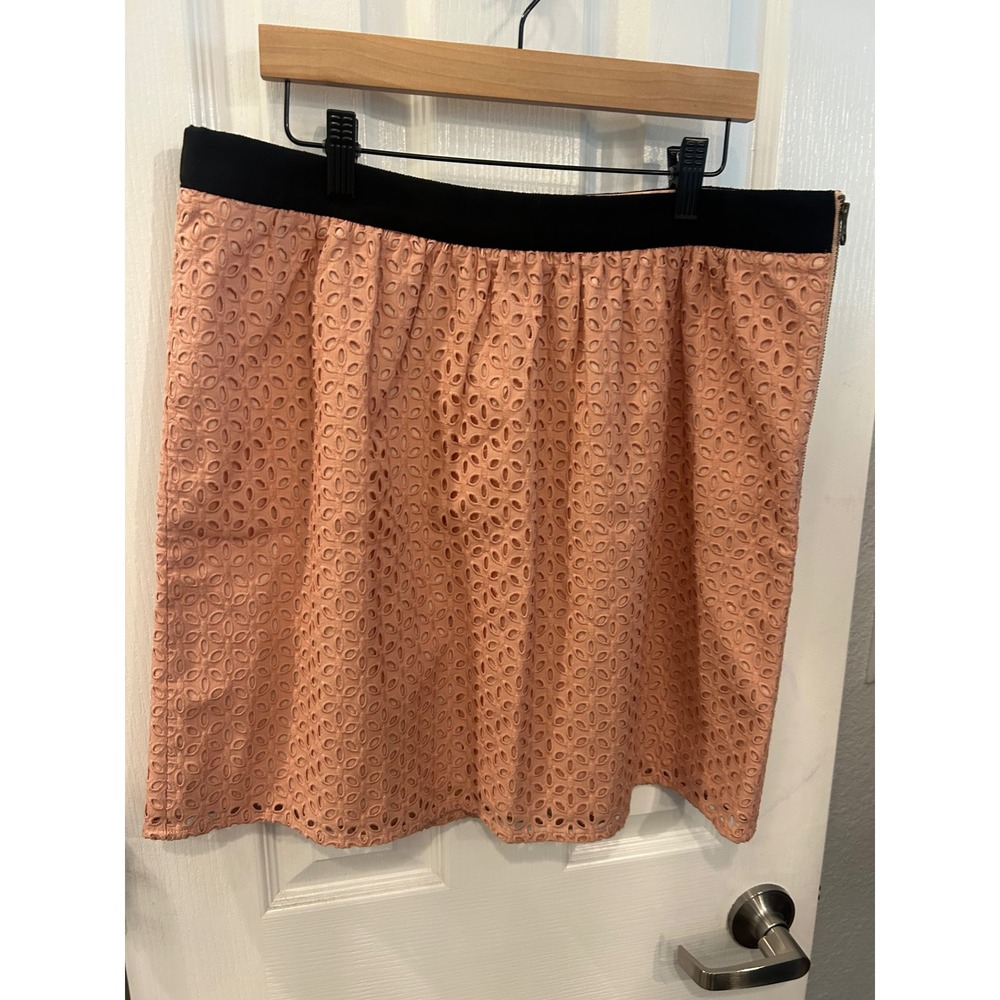 LOFT Eyelet Skirt Peach Pink Black Waistband A-Line Mini Skirt 10 NWT